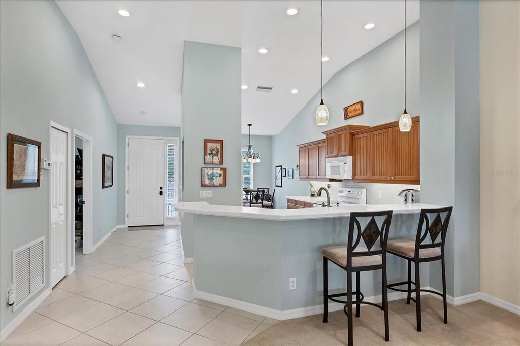 Active With Contract: $274,800 (2 beds, 2 baths, 1496 Square Feet)