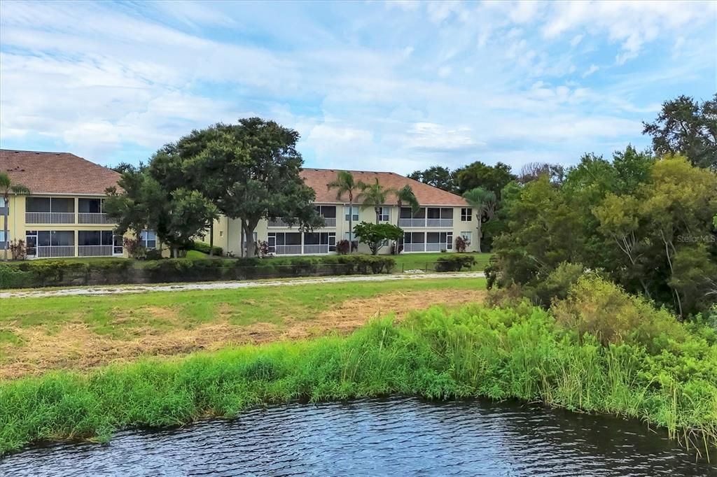 Active With Contract: $274,800 (2 beds, 2 baths, 1496 Square Feet)