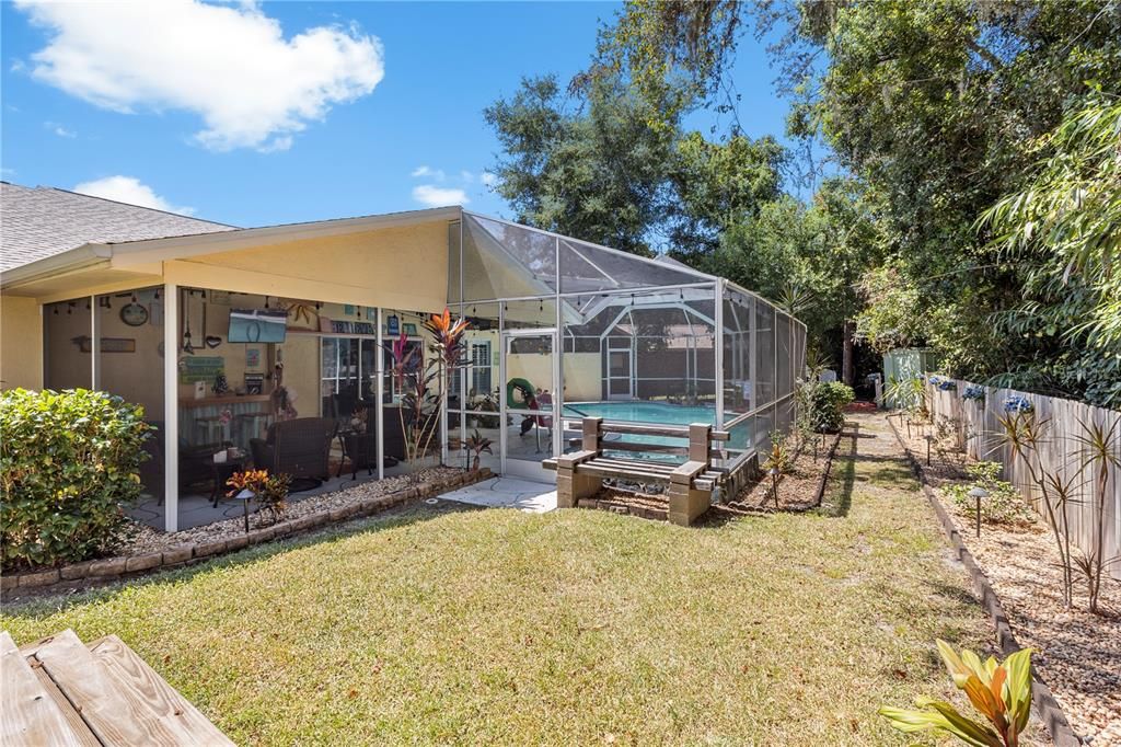 Под контрактом: $400,000 (3 спален, 2 ванн, 1664 Квадратных фут)