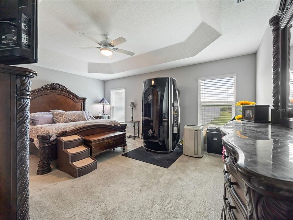 待售: $650,000 (4 贝兹, 3 浴室, 2296 平方英尺)