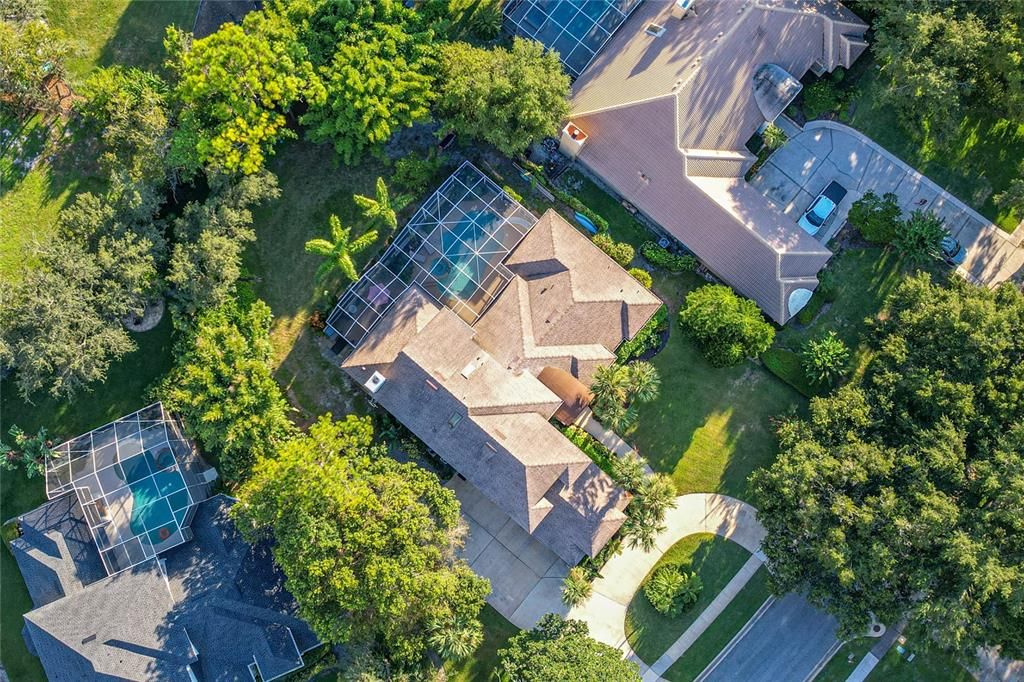 Под контрактом: $1,290,000 (6 спален, 4 ванн, 4016 Квадратных фут)