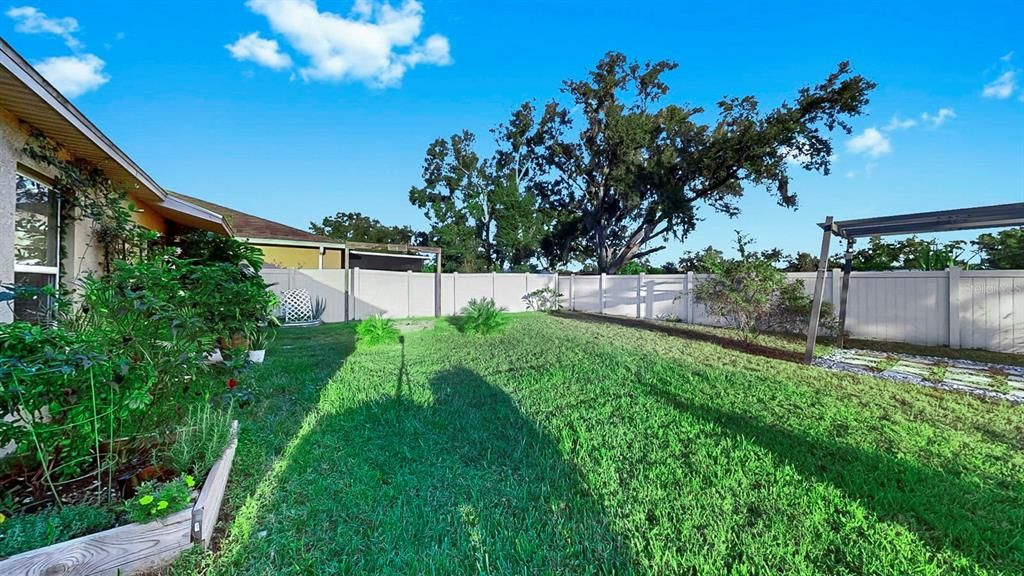 待售: $315,000 (4 贝兹, 2 浴室, 1841 平方英尺)