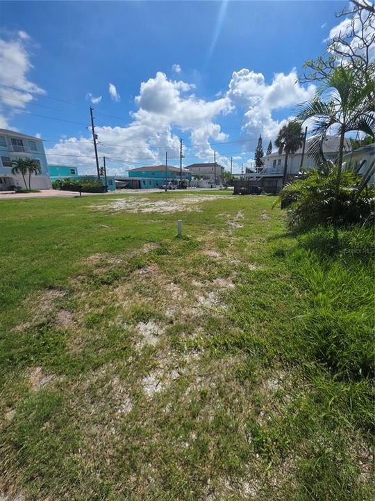 En Venta: $449,000 (0.15 acres)