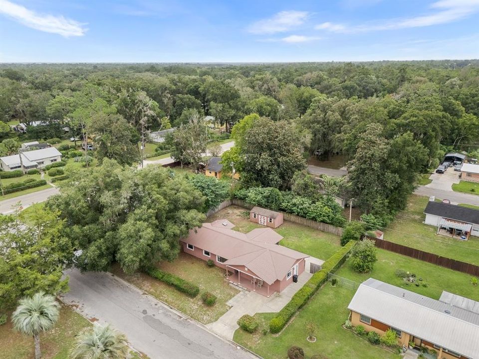 合同活跃: $235,000 (3 贝兹, 2 浴室, 1470 平方英尺)