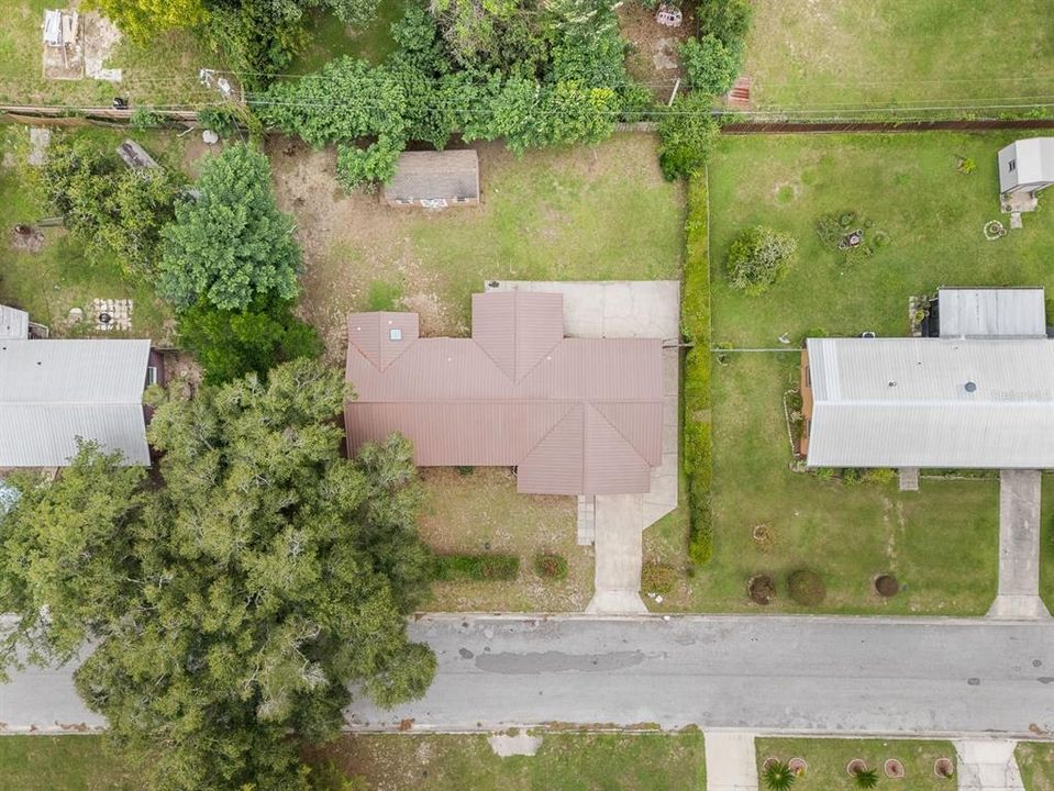 合同活跃: $235,000 (3 贝兹, 2 浴室, 1470 平方英尺)