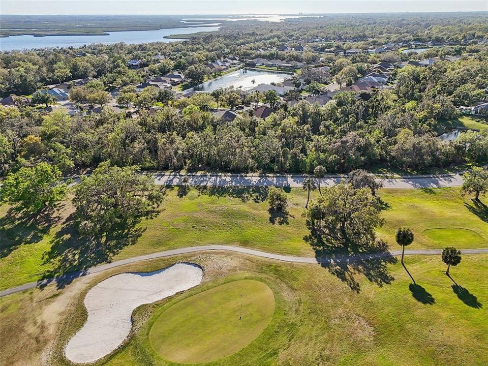 合同活跃: $520,000 (3 贝兹, 3 浴室, 2412 平方英尺)