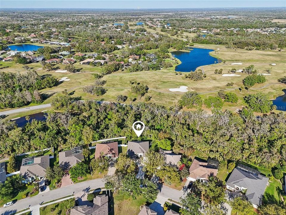 合同活跃: $520,000 (3 贝兹, 3 浴室, 2412 平方英尺)