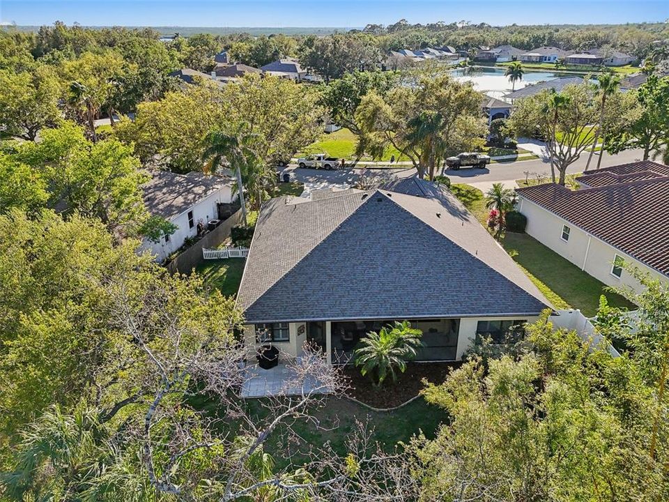 合同活跃: $520,000 (3 贝兹, 3 浴室, 2412 平方英尺)