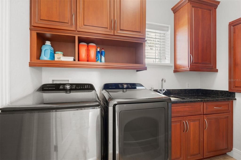 En Venta: $2,850,000 (3 camas, 4 baños, 3267 Pies cuadrados)