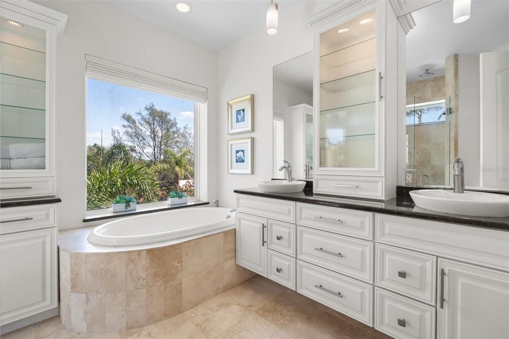 En Venta: $2,850,000 (3 camas, 4 baños, 3267 Pies cuadrados)