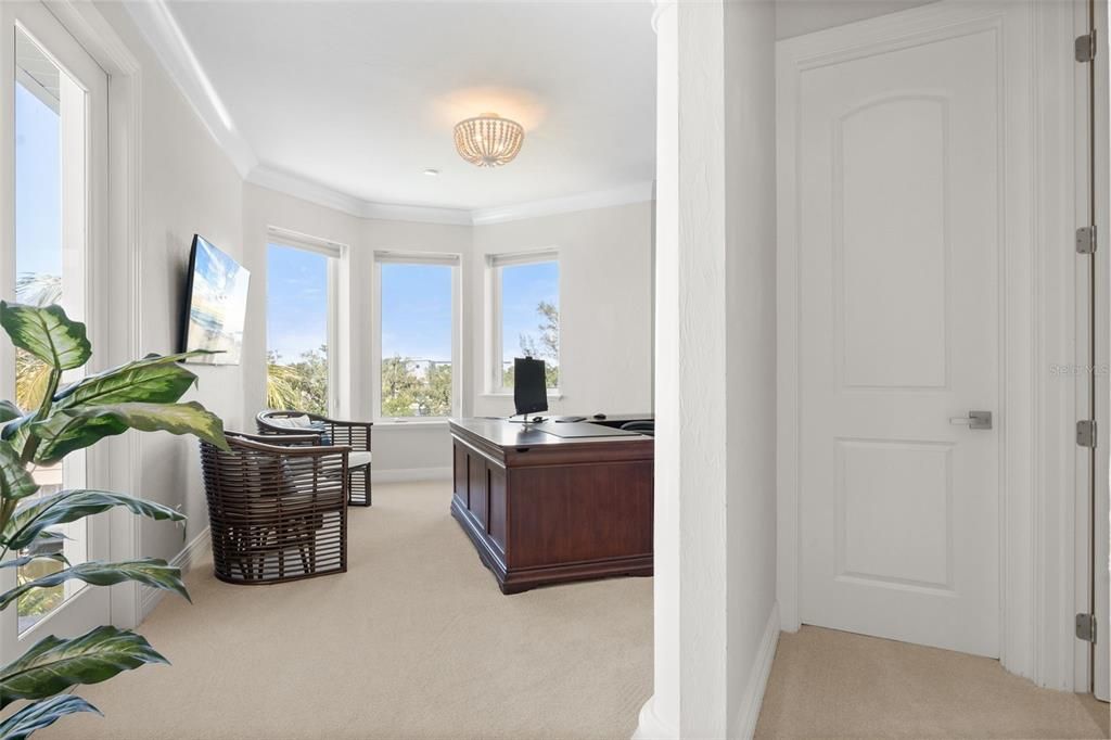 En Venta: $2,850,000 (3 camas, 4 baños, 3267 Pies cuadrados)