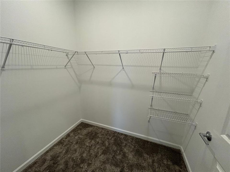 Под контрактом: $1,890 (3 спален, 2 ванн, 1562 Квадратных фут)