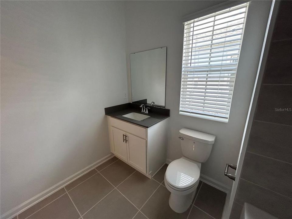 Под контрактом: $1,890 (3 спален, 2 ванн, 1562 Квадратных фут)