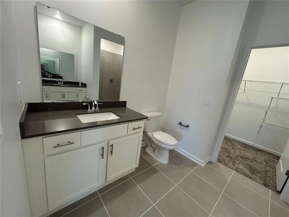 Под контрактом: $1,890 (3 спален, 2 ванн, 1562 Квадратных фут)