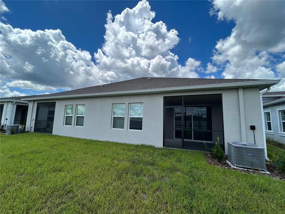 Под контрактом: $1,890 (3 спален, 2 ванн, 1562 Квадратных фут)