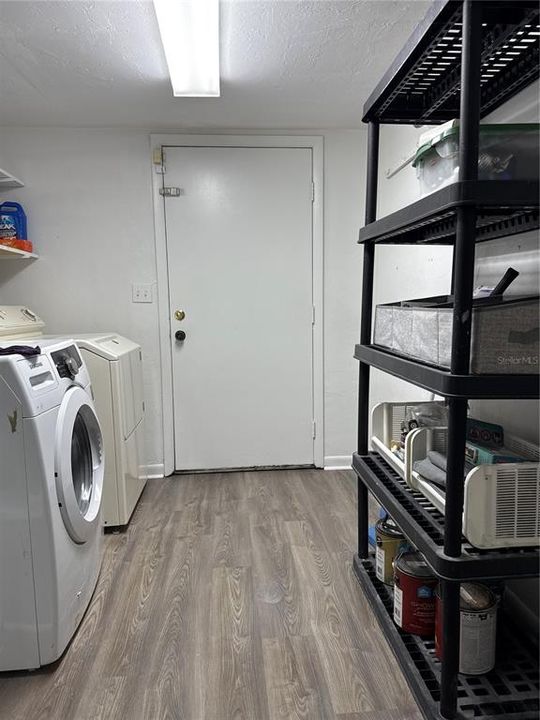 For Sale: $195,000 (2 beds, 2 baths, 1404 Square Feet)