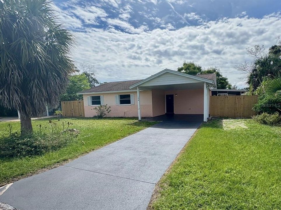 For Sale: $269,500 (3 beds, 1 baths, 1071 Square Feet)