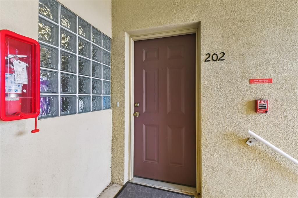 待售: $179,990 (3 贝兹, 2 浴室, 1151 平方英尺)