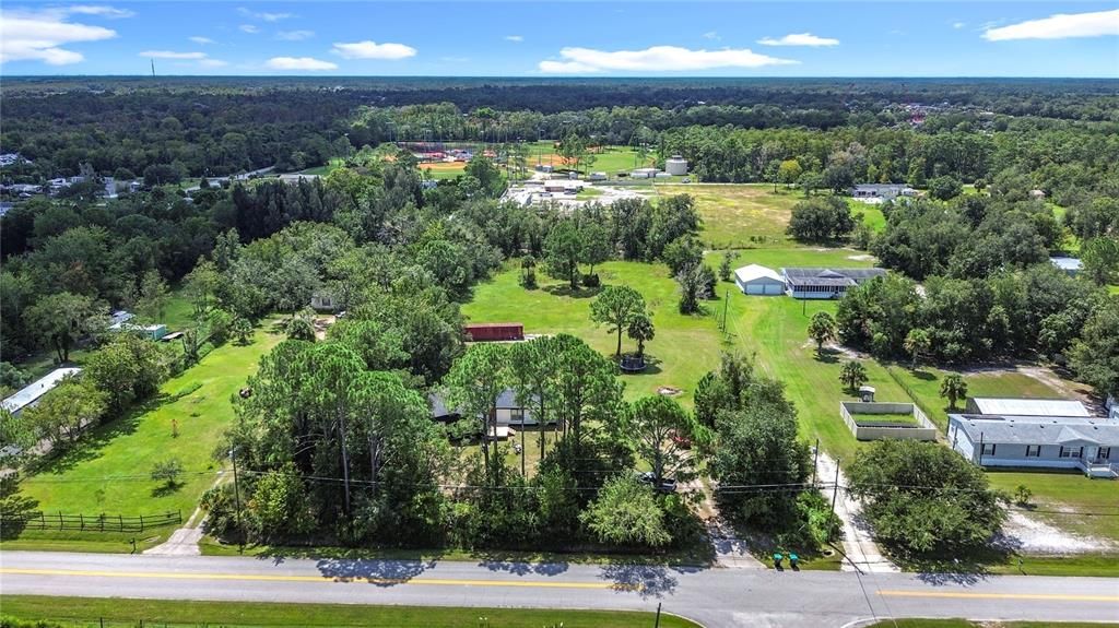 На продажу: $510,000 (5 спален, 2 ванн, 1954 Квадратных фут)