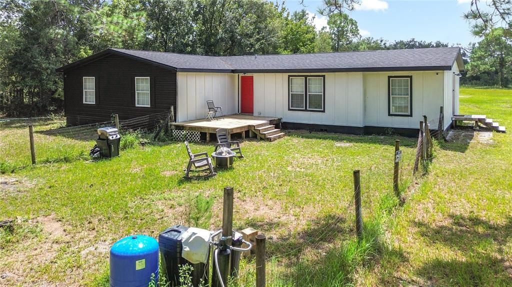 На продажу: $510,000 (5 спален, 2 ванн, 1954 Квадратных фут)