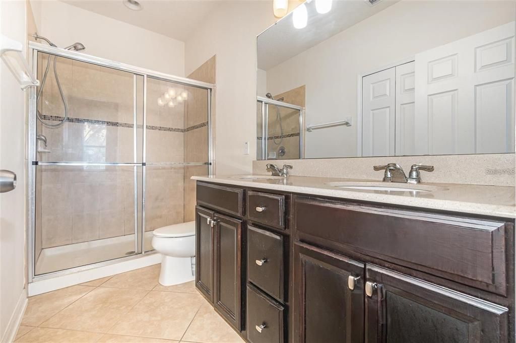 Active With Contract: $2,250 (2 beds, 2 baths, 1384 Square Feet)
