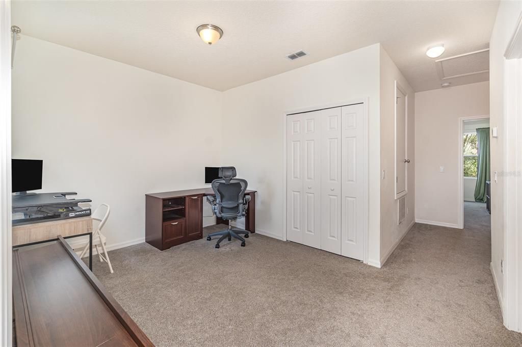 Active With Contract: $2,250 (2 beds, 2 baths, 1384 Square Feet)