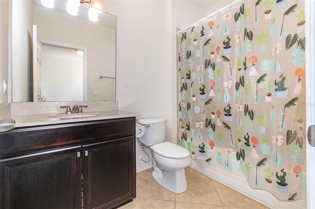 Active With Contract: $2,250 (2 beds, 2 baths, 1384 Square Feet)