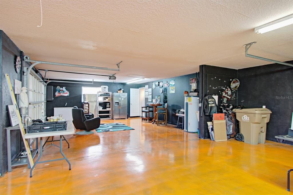 Active With Contract: $1,250,000 (7 beds, 4 baths, 3058 Square Feet)