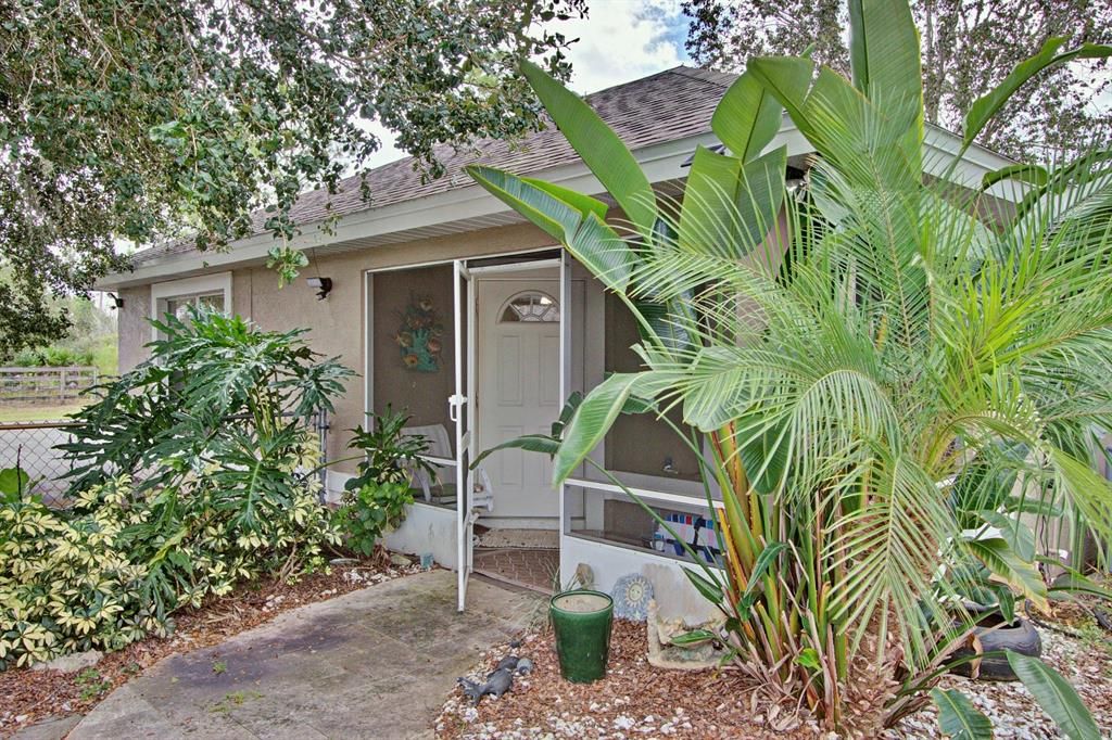 Active With Contract: $1,250,000 (7 beds, 4 baths, 3058 Square Feet)