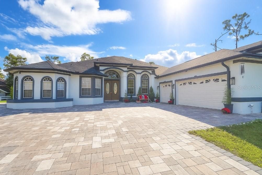 For Sale: $1,050,000 (5 beds, 3 baths, 3180 Square Feet)