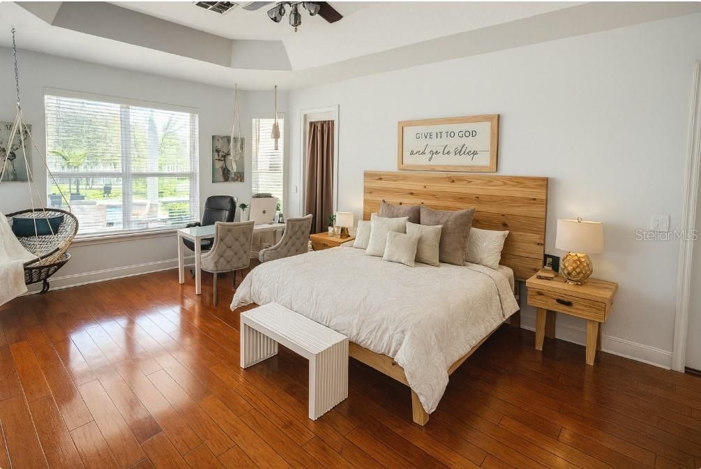 For Sale: $1,050,000 (5 beds, 3 baths, 3180 Square Feet)