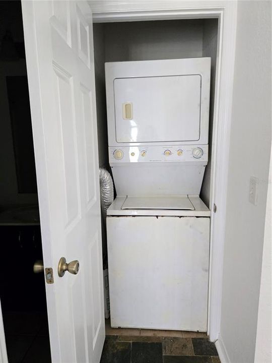 En Venta: $159,000 (2 camas, 2 baños, 981 Pies cuadrados)