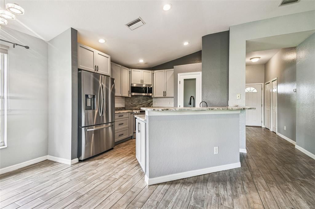 En Venta: $370,000 (3 camas, 2 baños, 1540 Pies cuadrados)