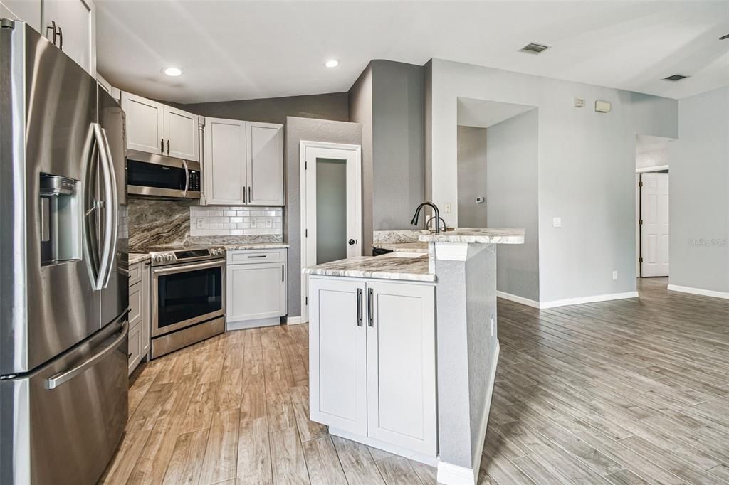 En Venta: $370,000 (3 camas, 2 baños, 1540 Pies cuadrados)