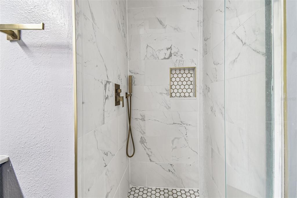 En Venta: $370,000 (3 camas, 2 baños, 1540 Pies cuadrados)