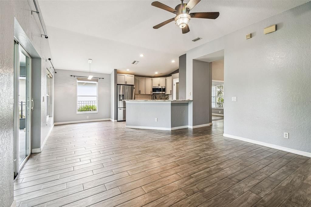 En Venta: $370,000 (3 camas, 2 baños, 1540 Pies cuadrados)