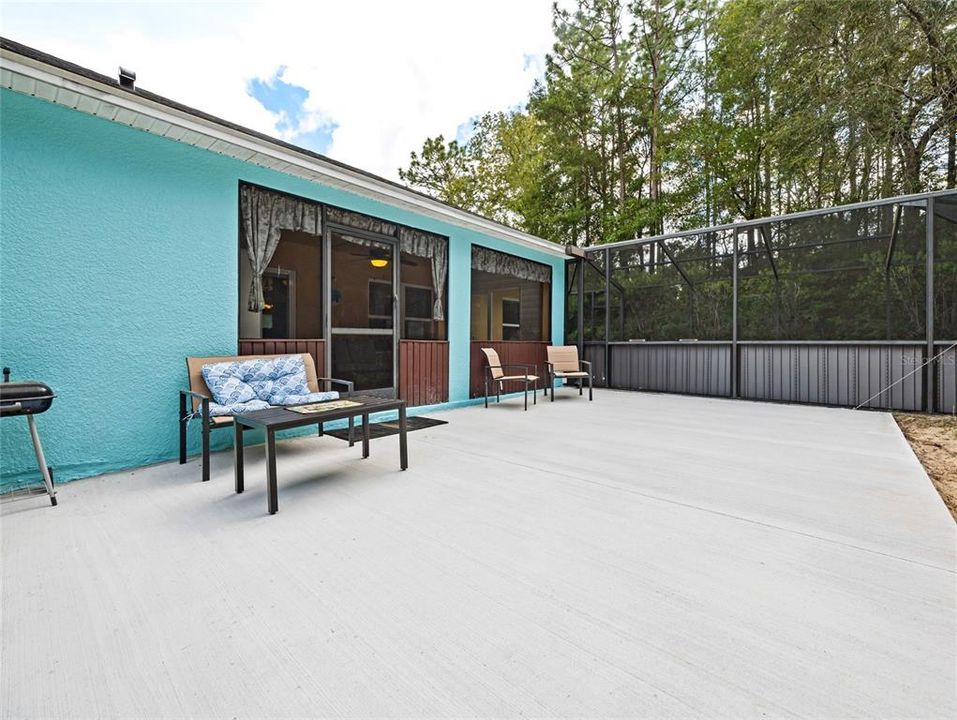 На продажу: $384,900 (4 спален, 2 ванн, 2234 Квадратных фут)