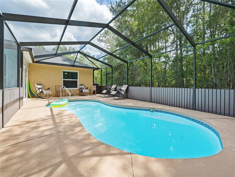 На продажу: $384,900 (4 спален, 2 ванн, 2234 Квадратных фут)