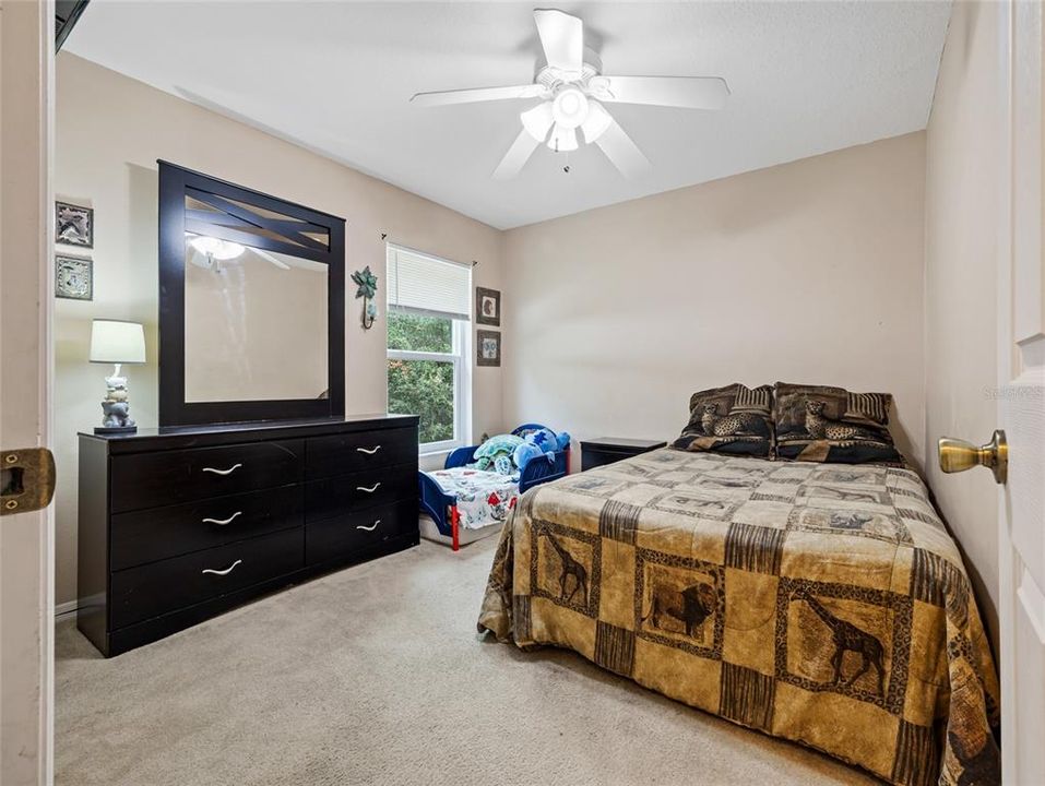 На продажу: $384,900 (4 спален, 2 ванн, 2234 Квадратных фут)