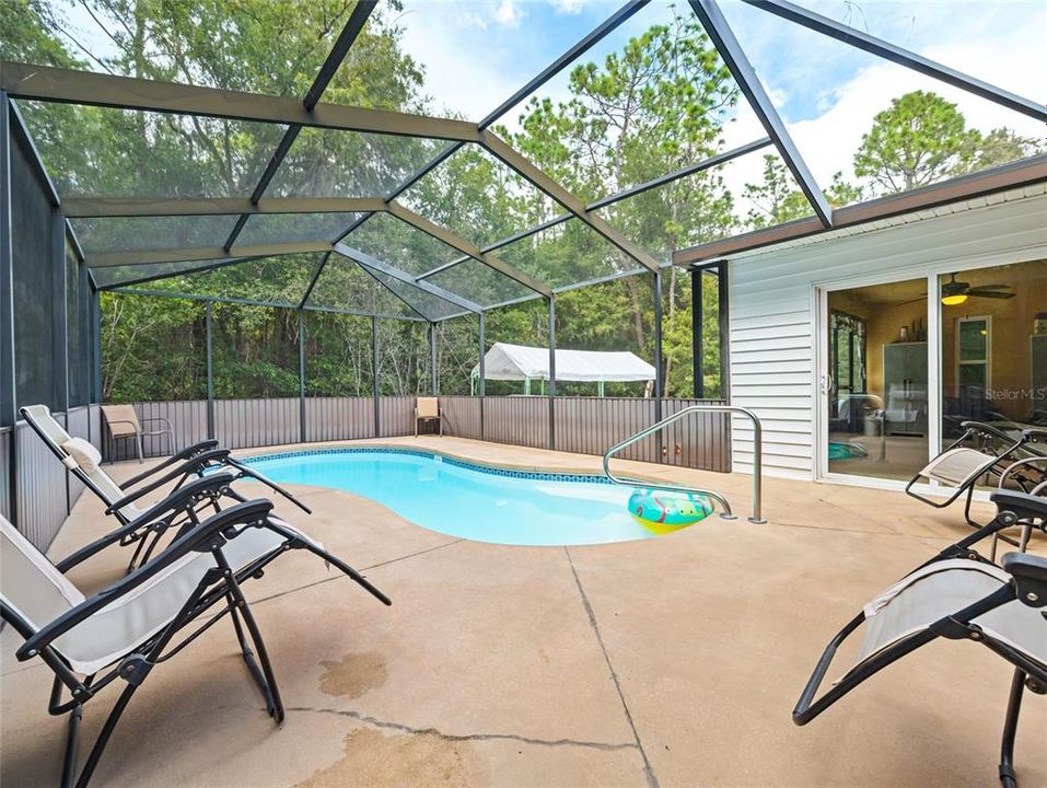 На продажу: $384,900 (4 спален, 2 ванн, 2234 Квадратных фут)