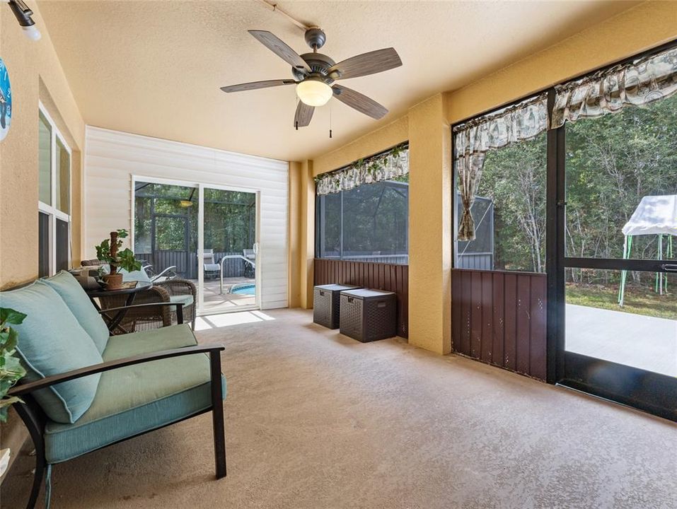 На продажу: $384,900 (4 спален, 2 ванн, 2234 Квадратных фут)