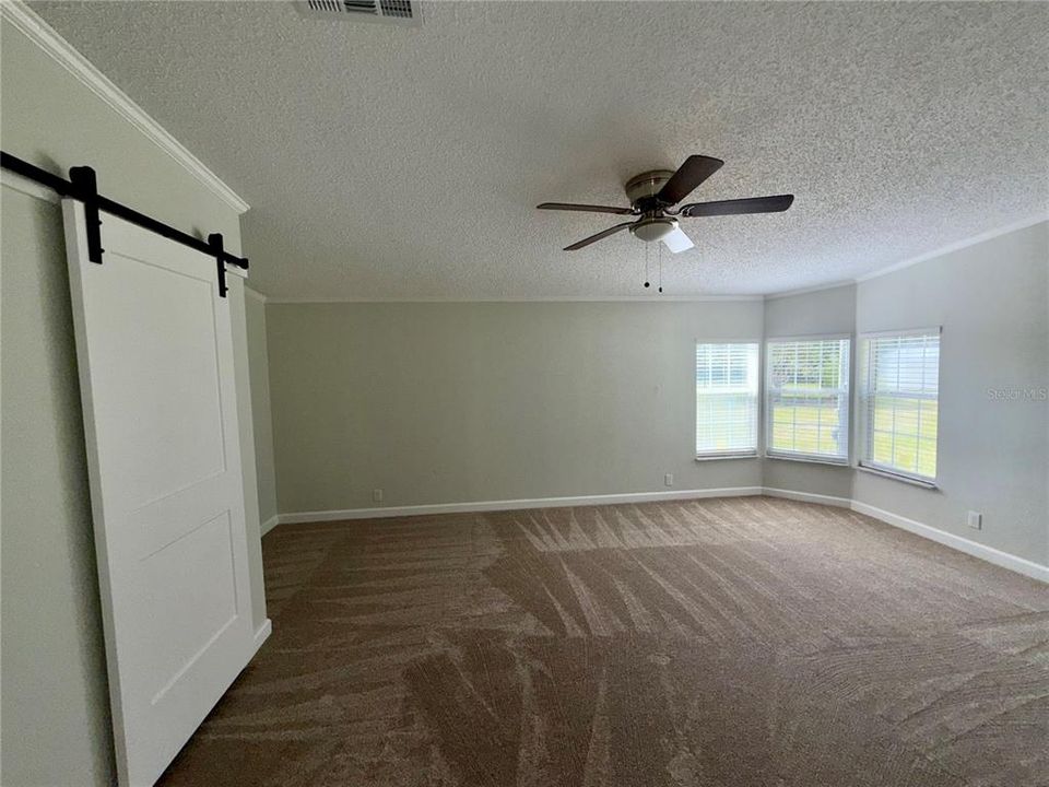 待售: $354,000 (3 贝兹, 2 浴室, 2346 平方英尺)