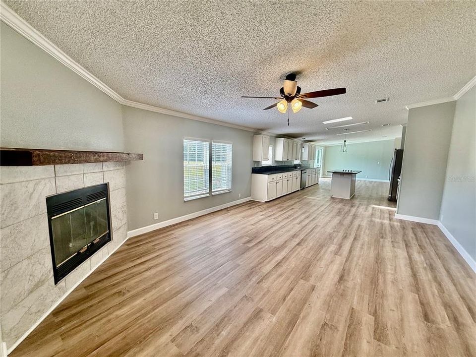 待售: $354,000 (3 贝兹, 2 浴室, 2346 平方英尺)