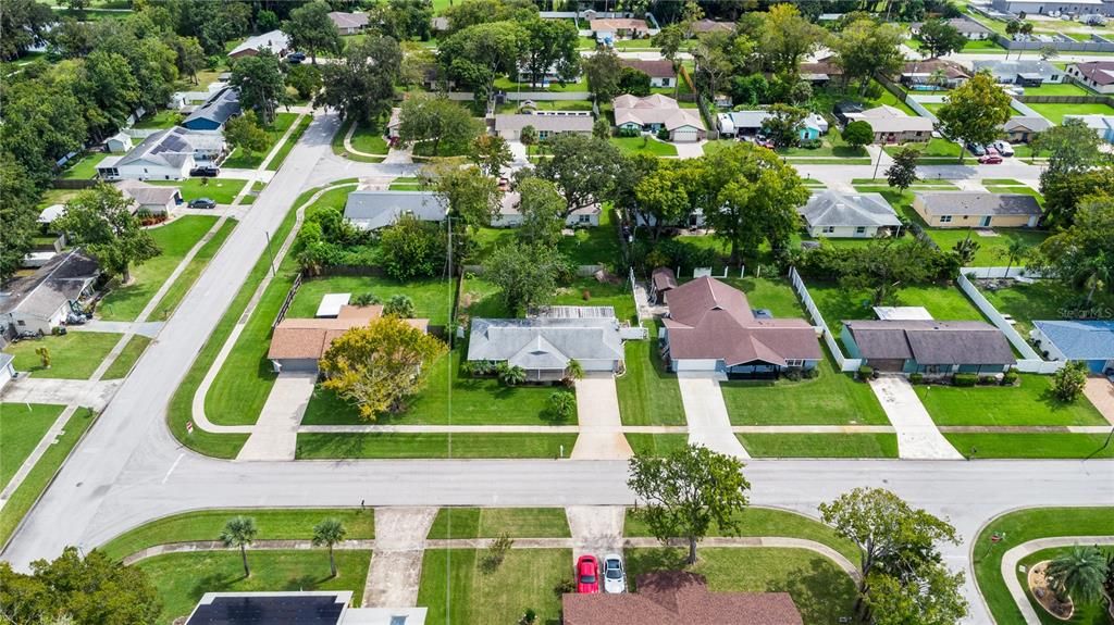 Activo con contrato: $239,900 (2 camas, 2 baños, 988 Pies cuadrados)