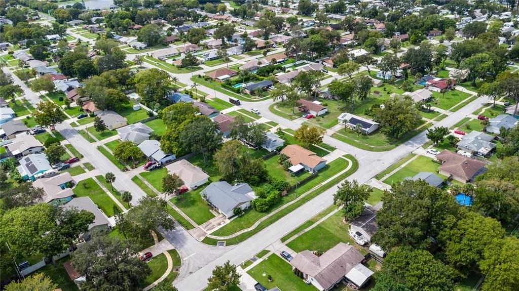 Activo con contrato: $239,900 (2 camas, 2 baños, 988 Pies cuadrados)