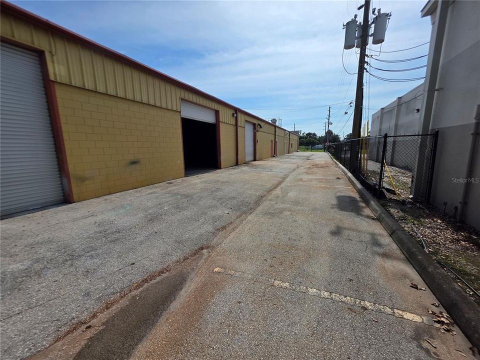 待售: $84,000 (0 贝兹, 0 浴室, 12000 平方英尺)