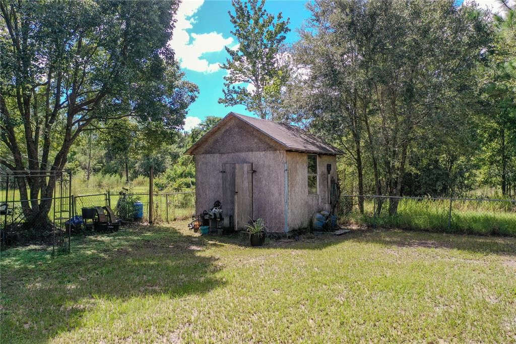 Active With Contract: $239,900 (3 beds, 2 baths, 1456 Square Feet)