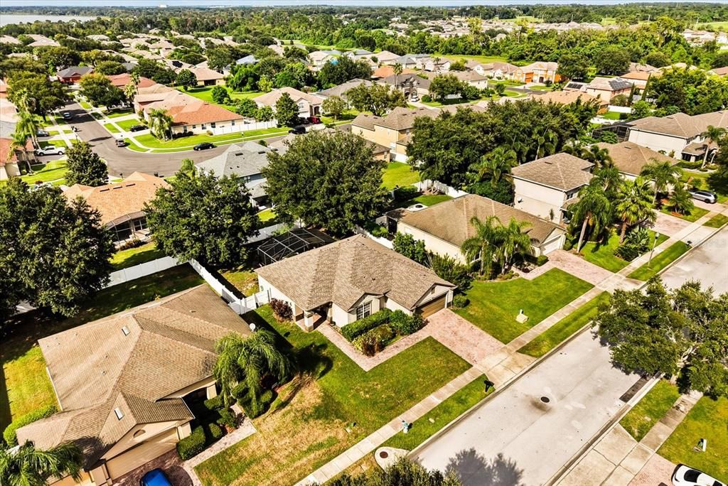 合同活跃: $443,900 (3 贝兹, 2 浴室, 1534 平方英尺)