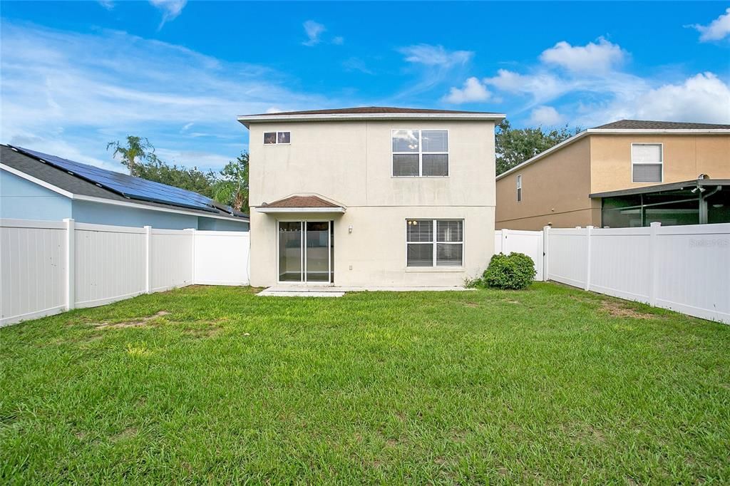 Под контрактом: $399,900 (3 спален, 2 ванн, 1828 Квадратных фут)