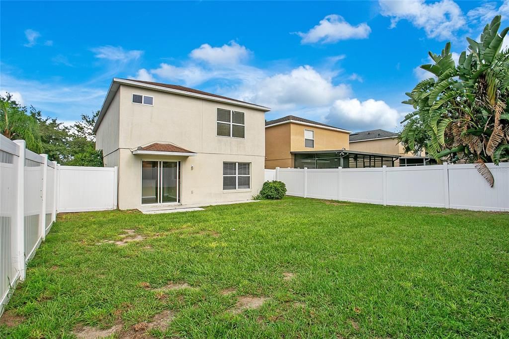 Под контрактом: $399,900 (3 спален, 2 ванн, 1828 Квадратных фут)